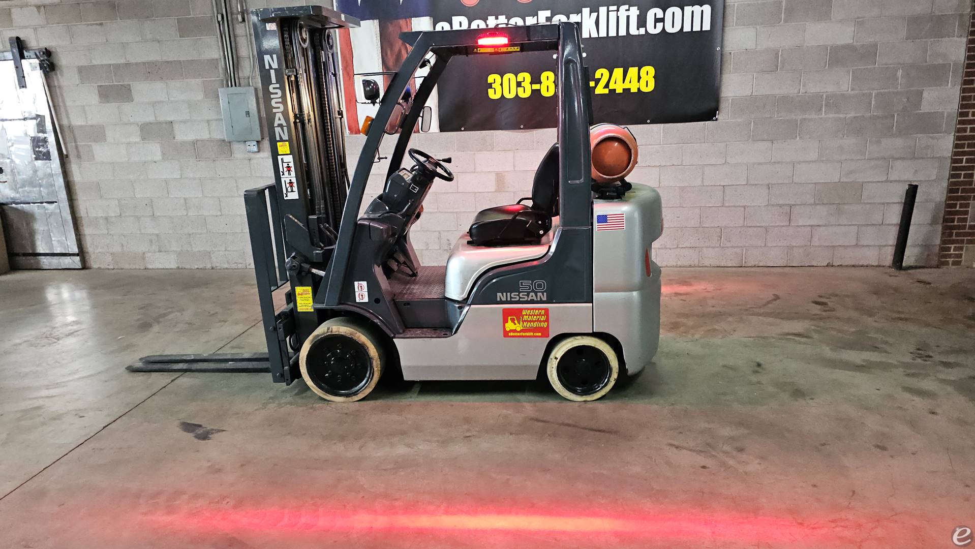 2010 Nissan MCP1F2A25LV