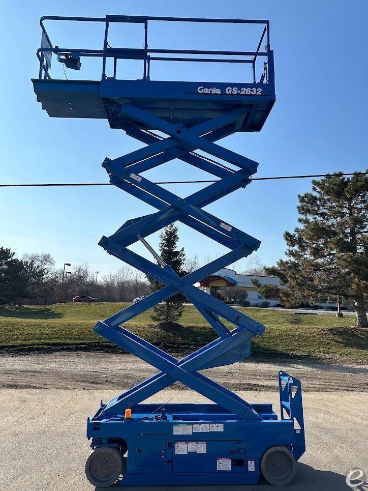 2014 Genie GS2632 Electric Scissor Lift - 123Forklift