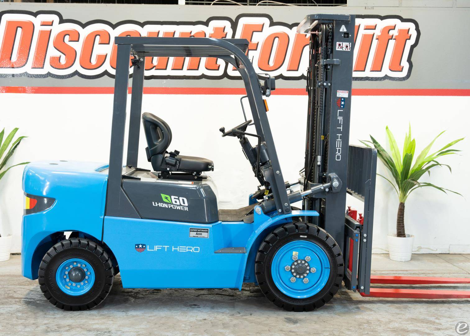 2024 Electric Lift Hero Forklifts CPD30 123Forklift