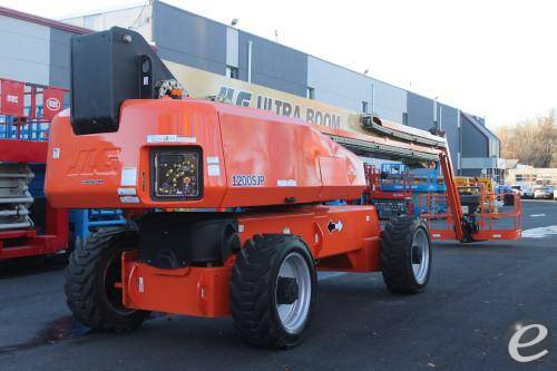 2018 JLG 1200SJP