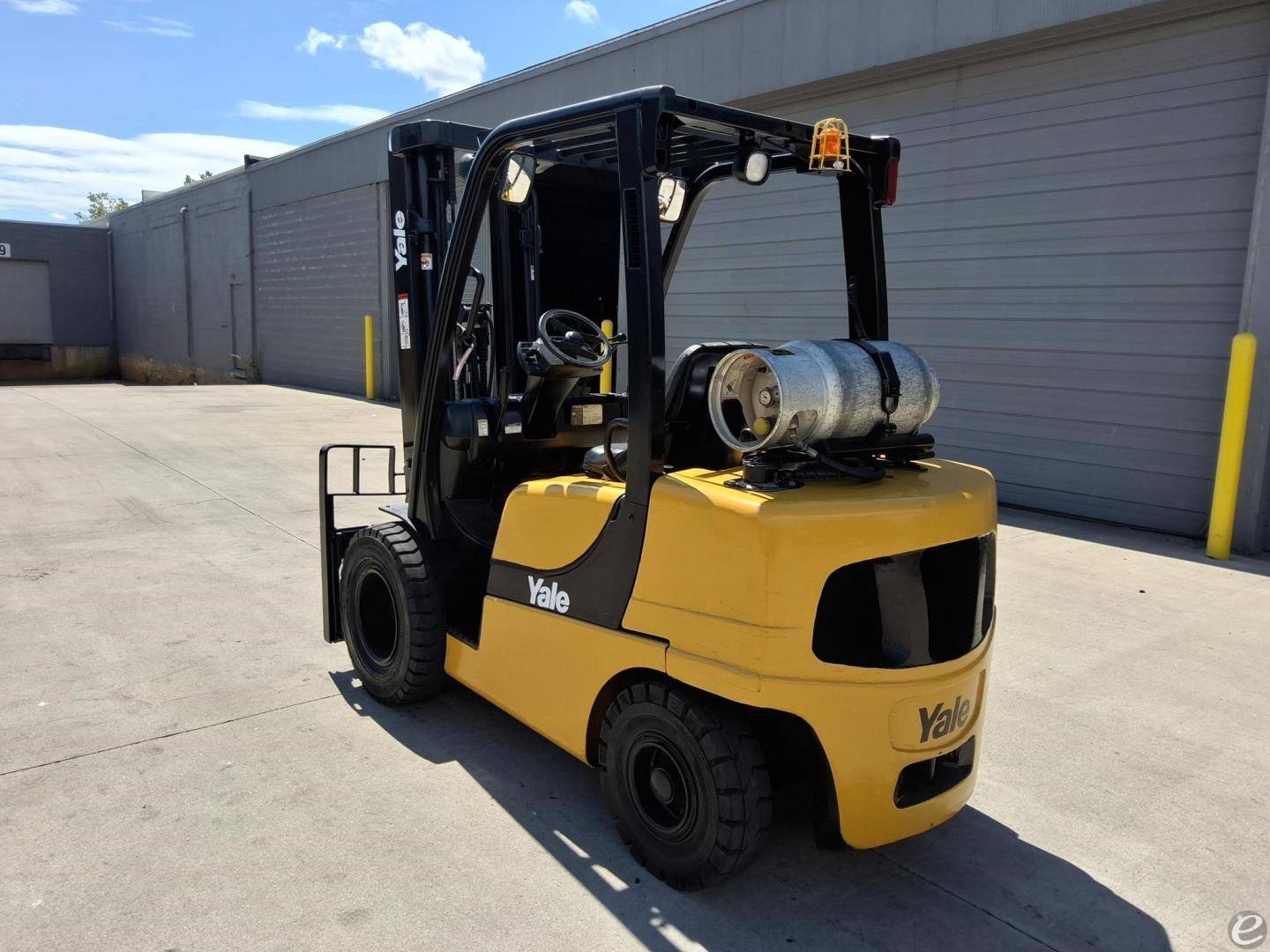 2016 Yale GLP060VX