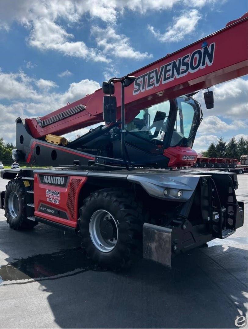 2022 Manitou MRT2660