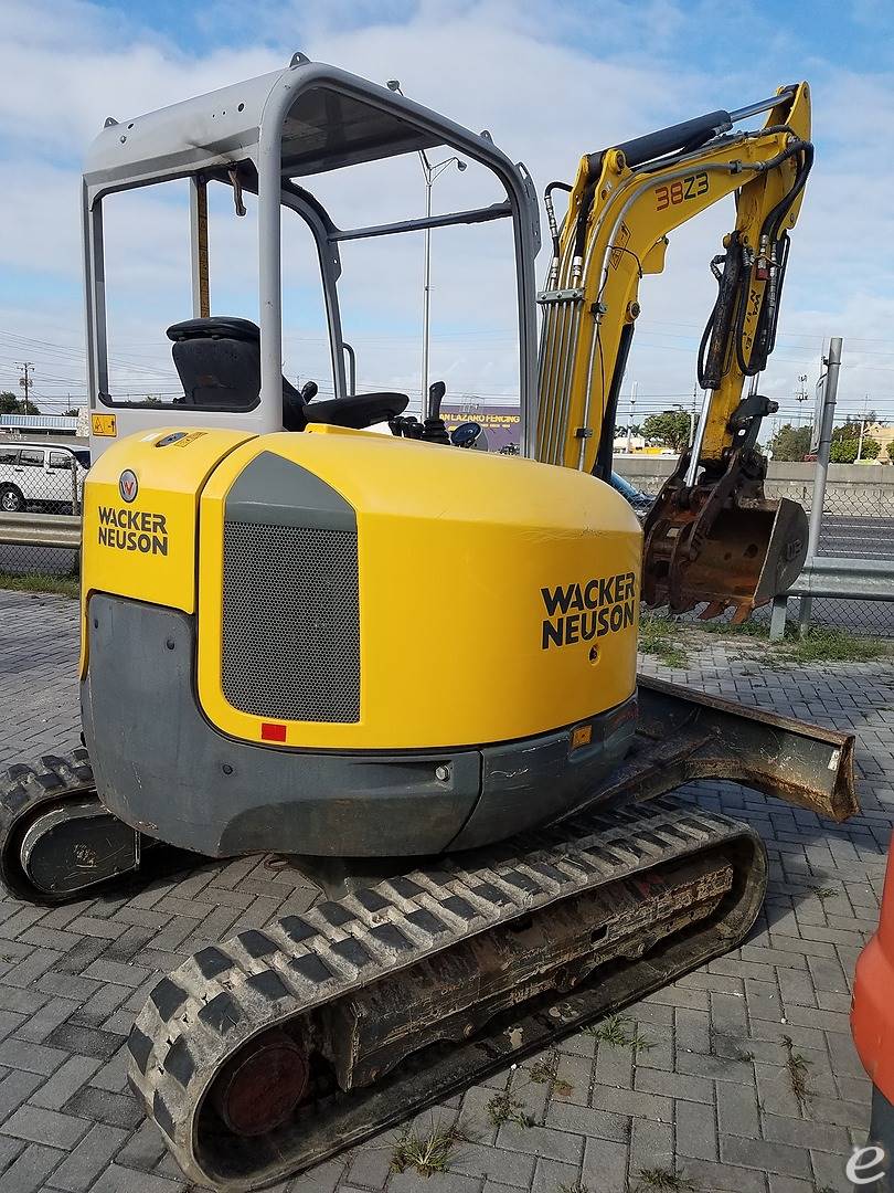 2013 Wacker Neuson MINI EXCAVATOR 38Z3