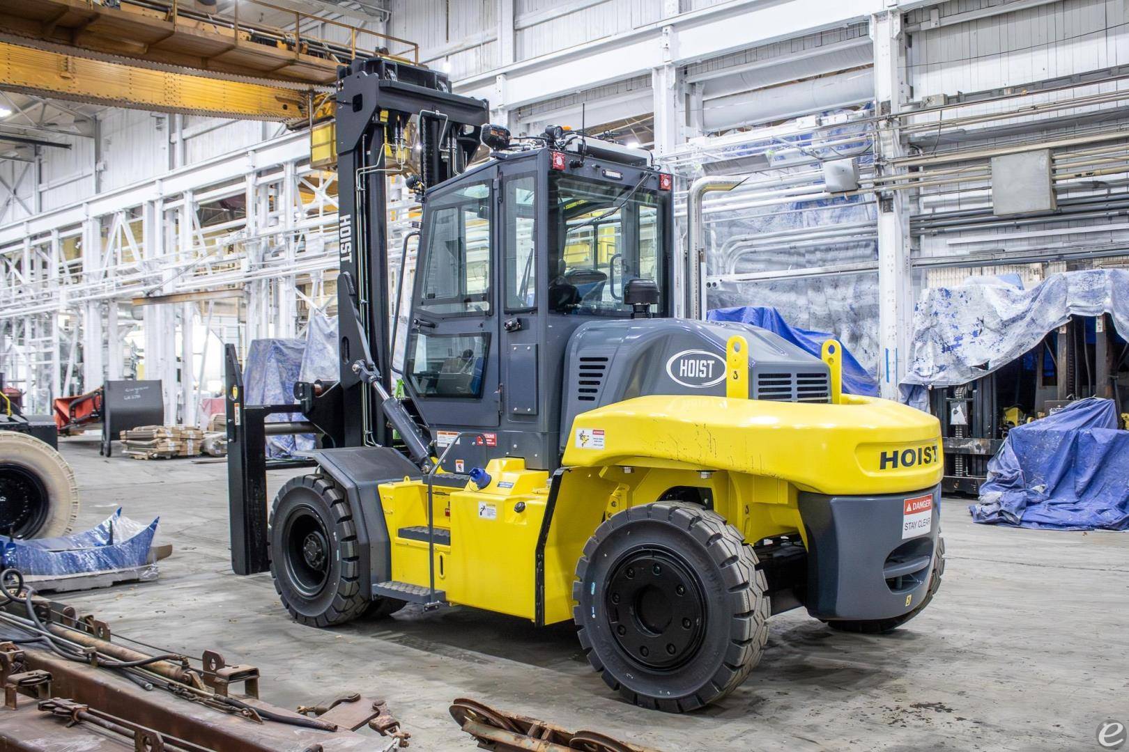 2022 Hoist Liftruck PV300