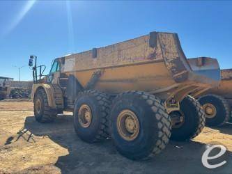 2011 Cat 740B