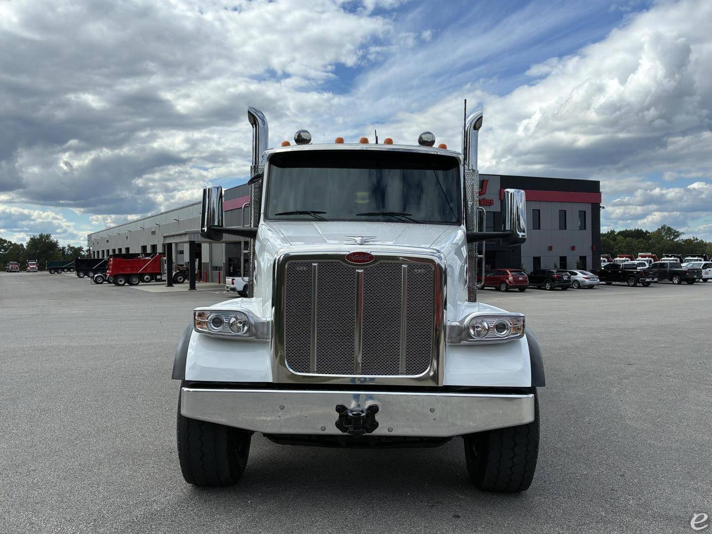 2025 Peterbilt 567