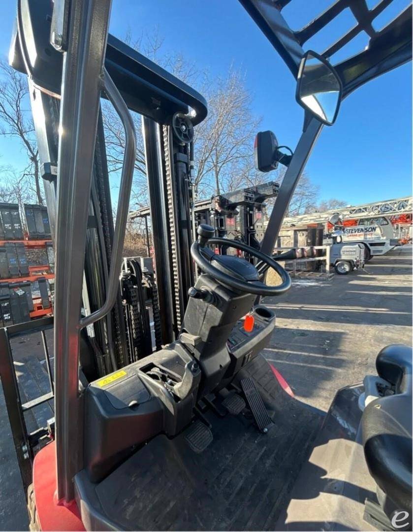 2023 Manitou MI35G
