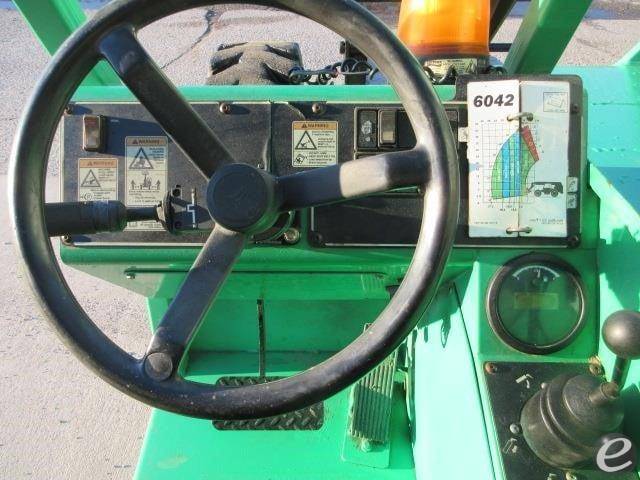 2014 JLG 6042