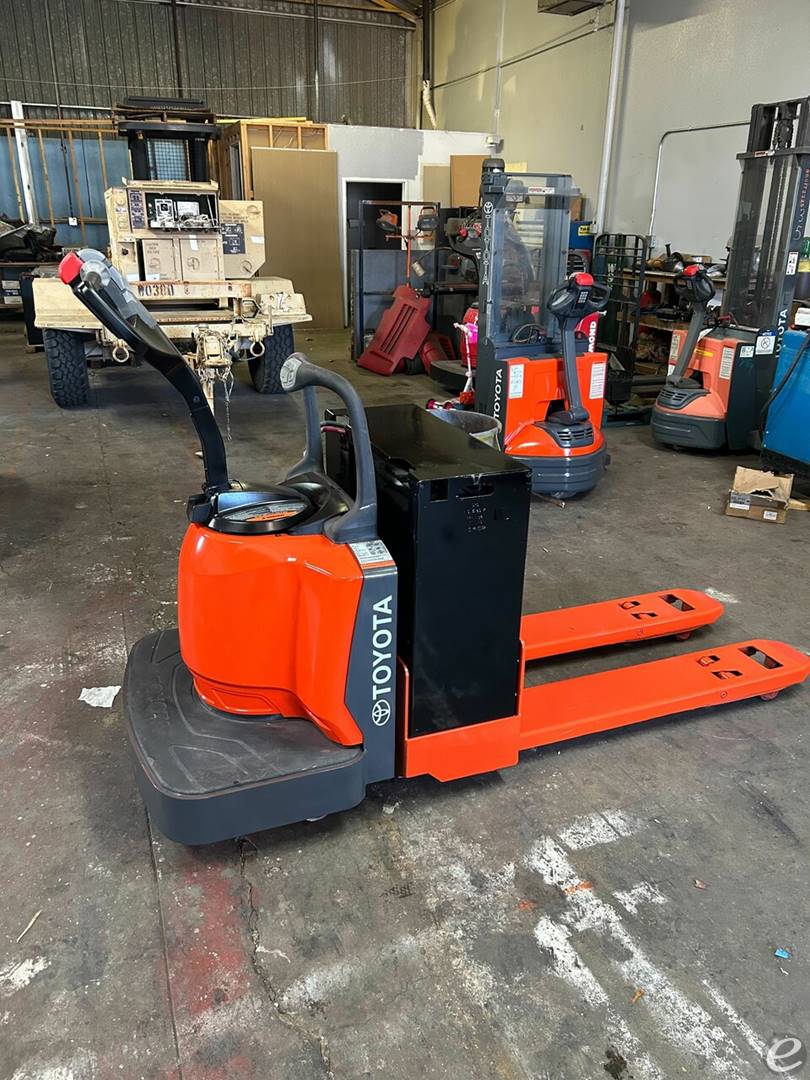2020 Toyota 8HBE30 Electric Forklift - 123Forklift