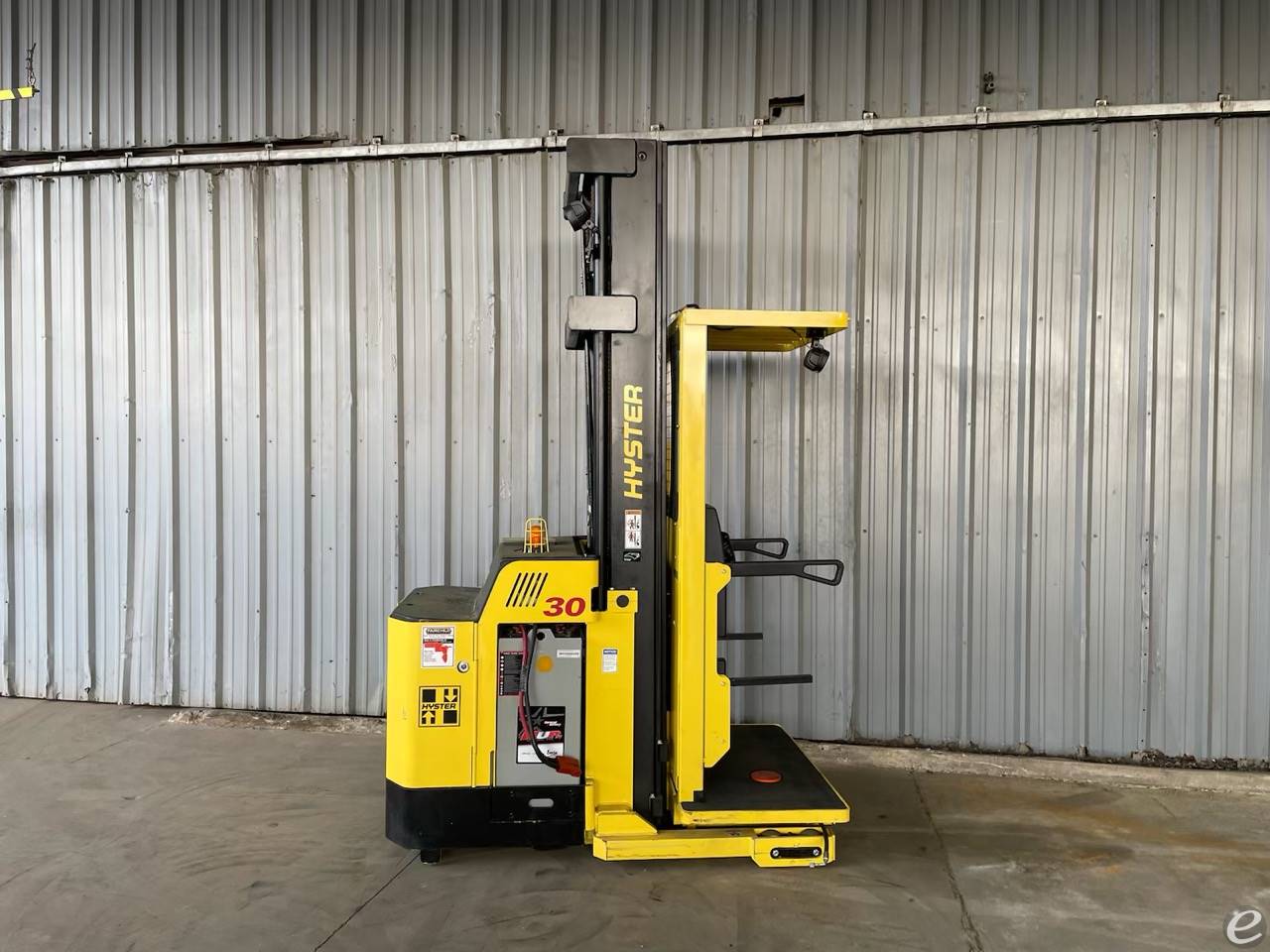 2018 Hyster R30XM3 Electric Order Picker - 123Forklift