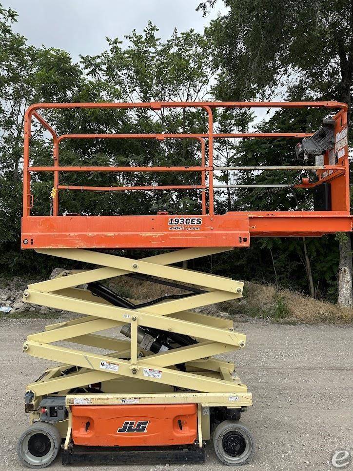 2015 JLG 1930ES Electric Scissor Lift - 123Forklift