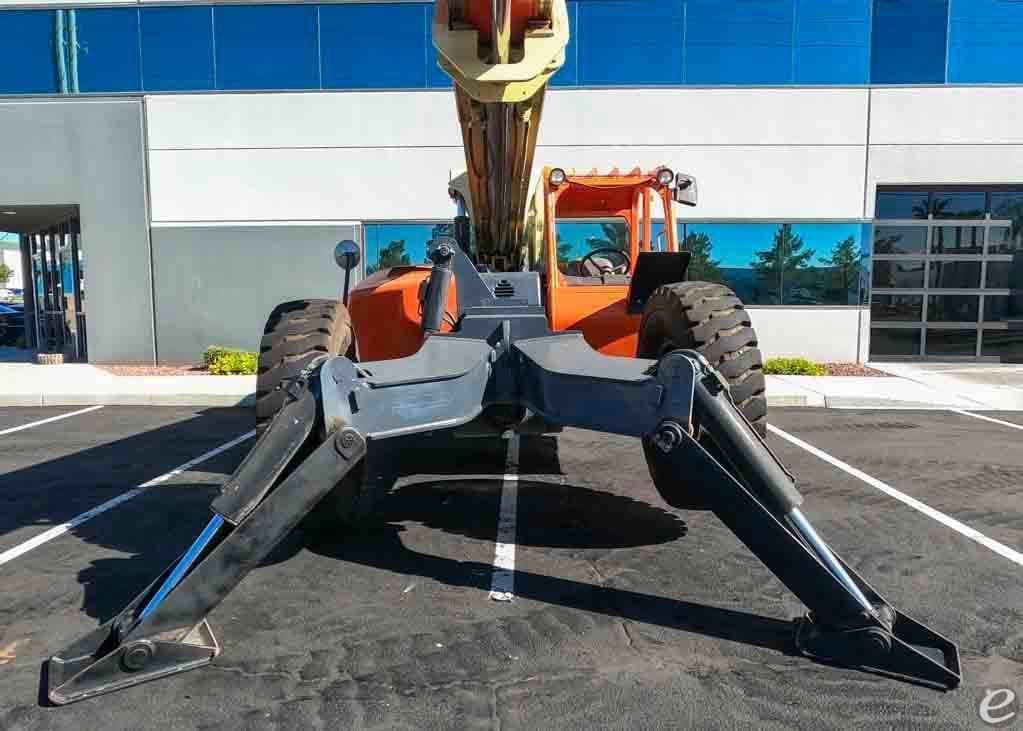 2012 JLG G10-55A