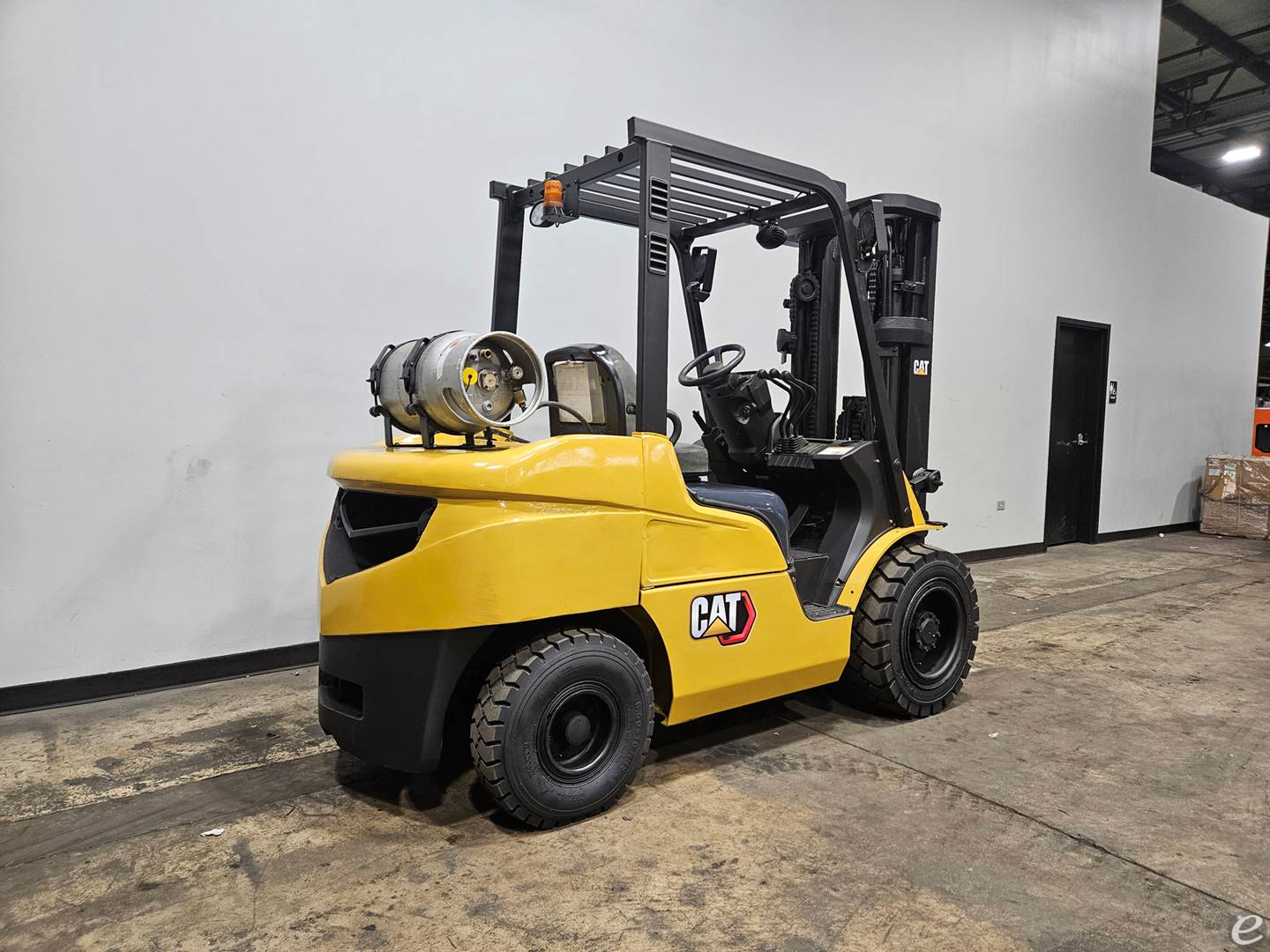 2017 Cat FG33N