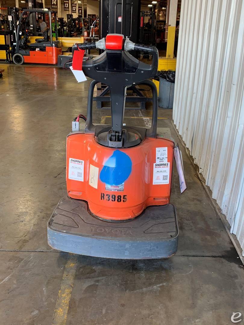 2015 Toyota 8HBE30 Electric Forklift - 123Forklift