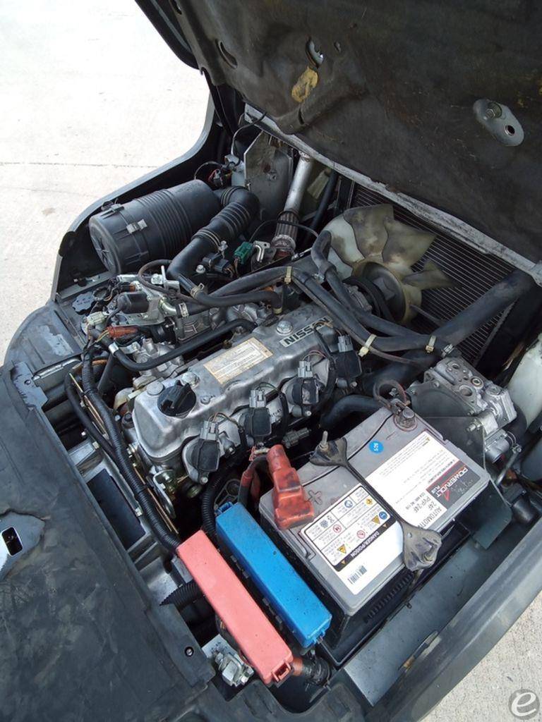 2011 Nissan MP1F2A25LV