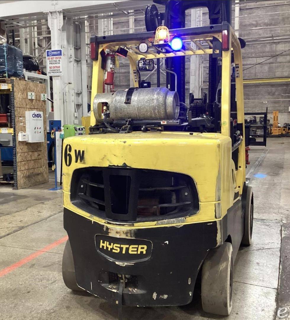 2022 Hyster S155FT
