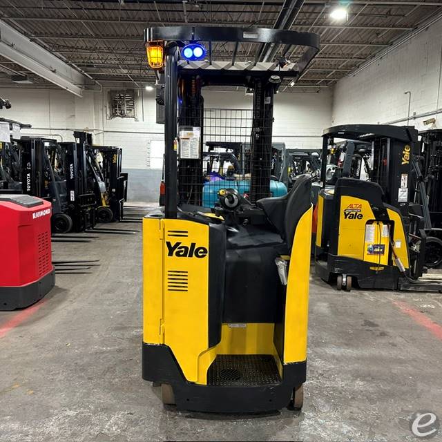 2022 Yale NR045EB