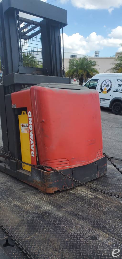 1999 Raymond EASI-OPC30TT Electric Order Picker - 123Forklift