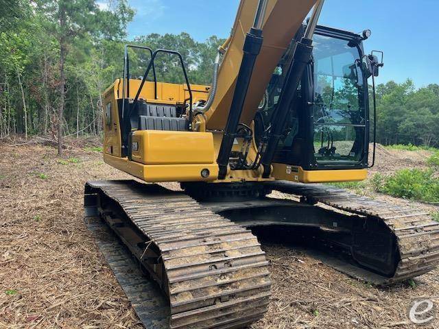 2025 Cat 320