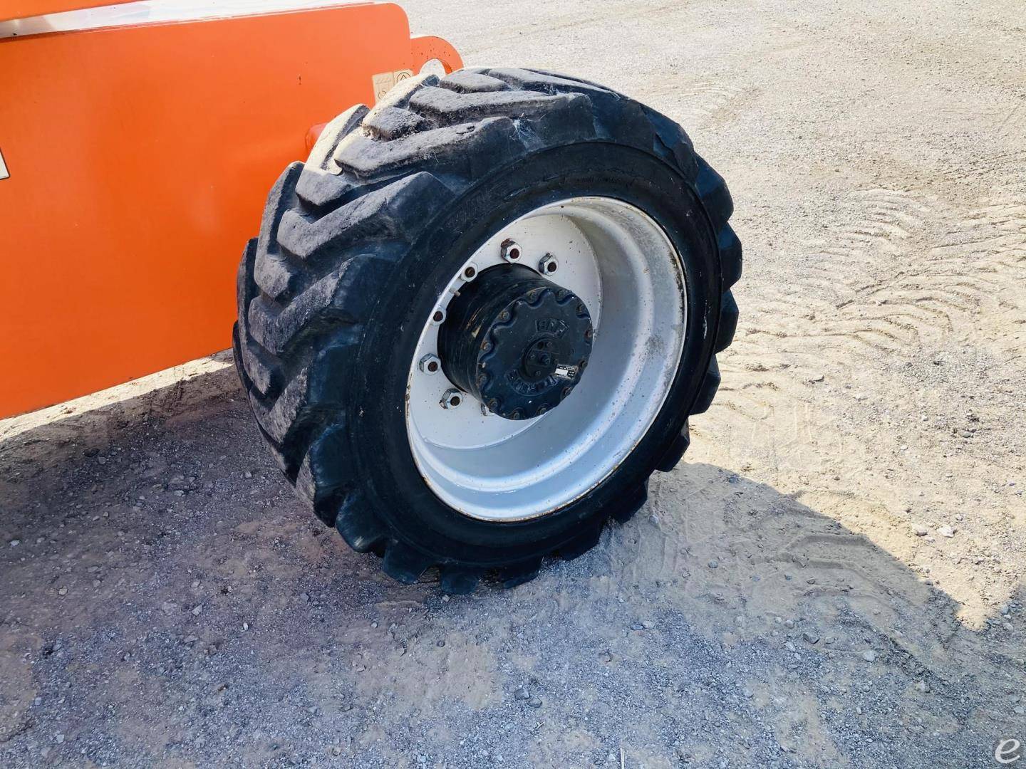 2015 JLG 860SJ
