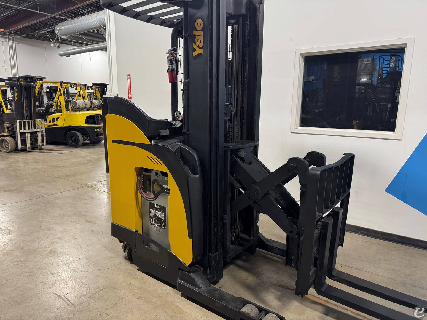 2019 Yale NR045EB