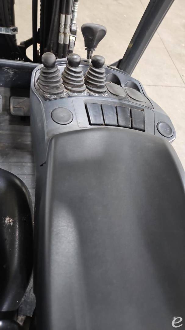 2021 Linde H30T