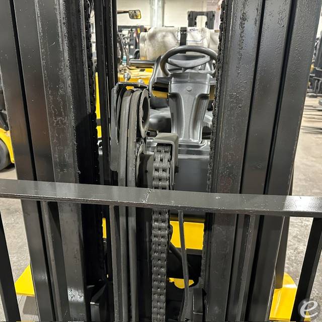 2021 Yale GLC080VX