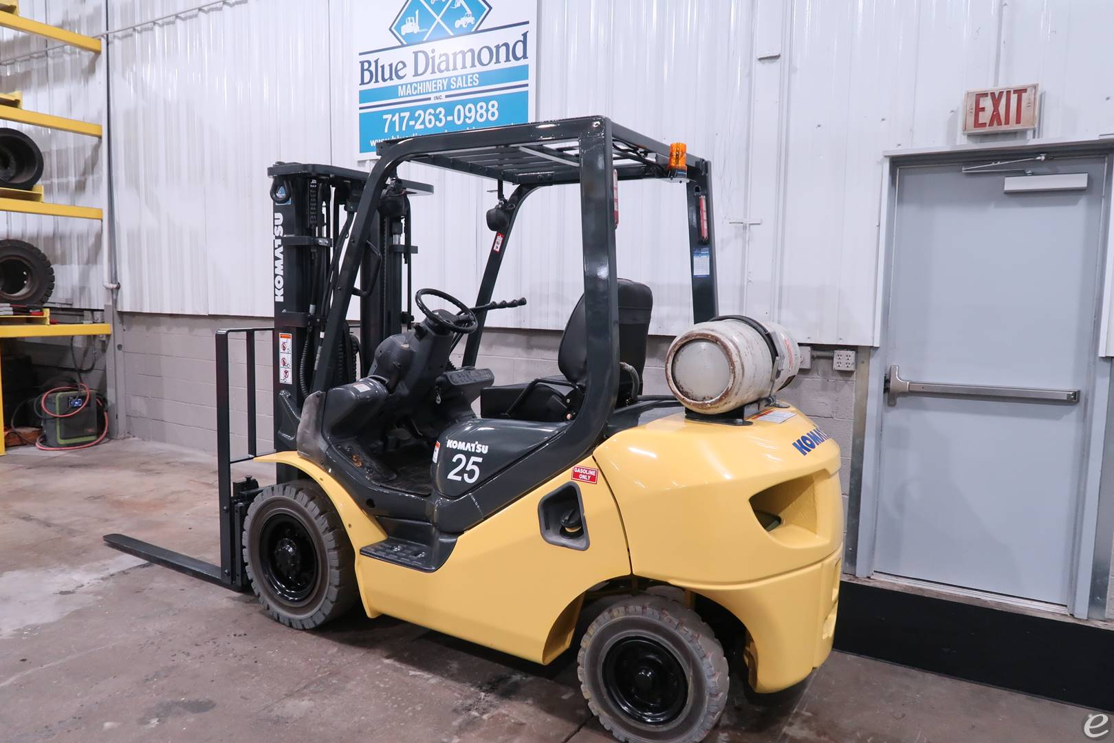 2014 Komatsu FG25T-16 Dual Fuel Forklift - 123Forklift