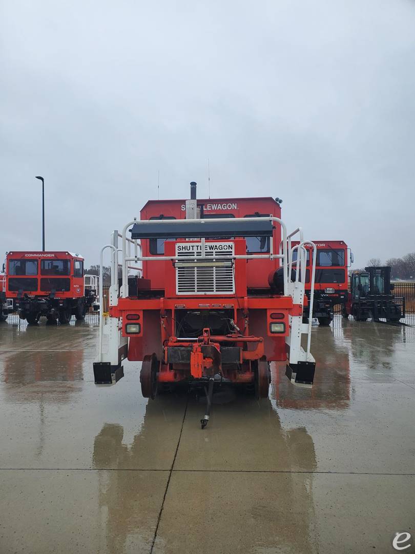 2011 Shuttlewagon SWX630