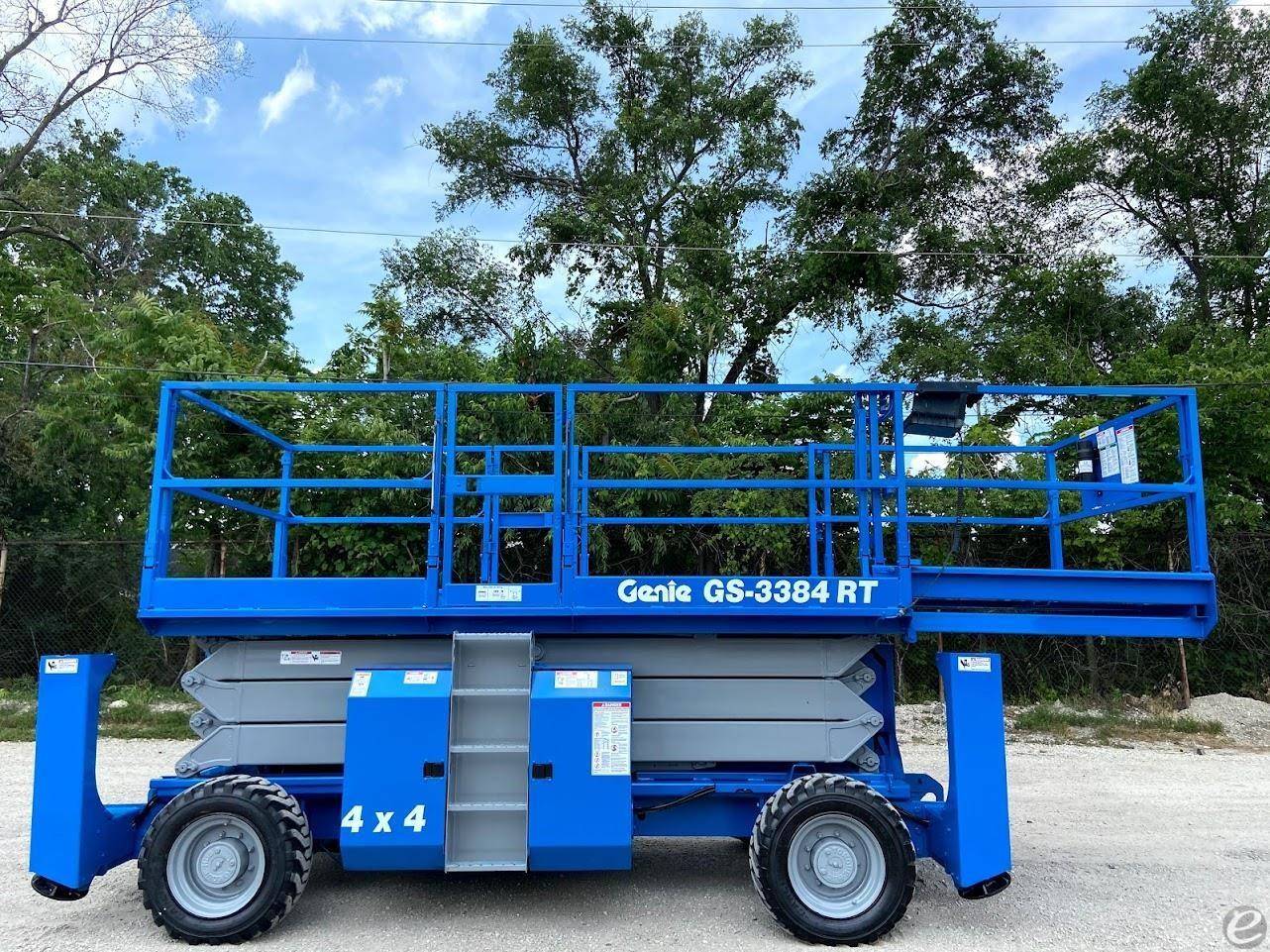 2015 Genie GS3384RT Diesel Scissor ...