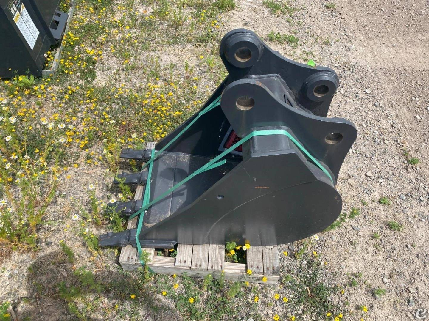 2025 New Holland 18