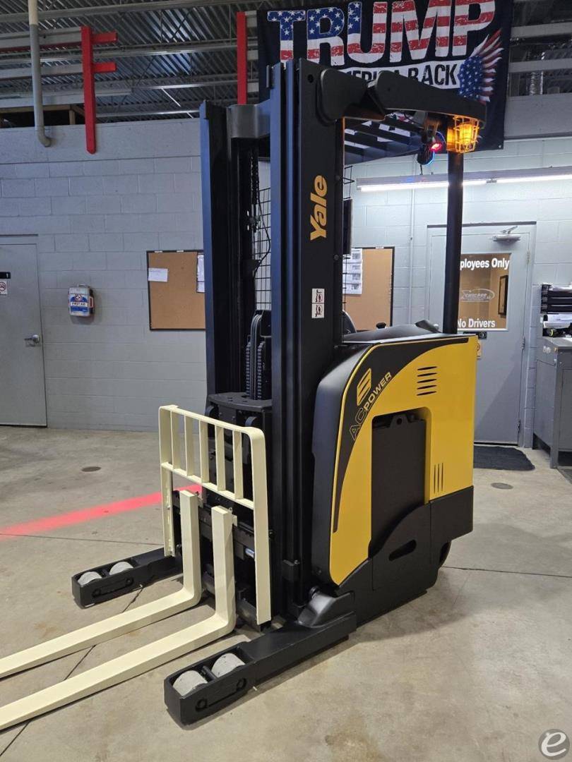 2020 Yale NR045EB Electric Reach Truck - 123Forklift