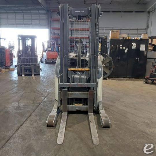 2019 Crown RR5725-45