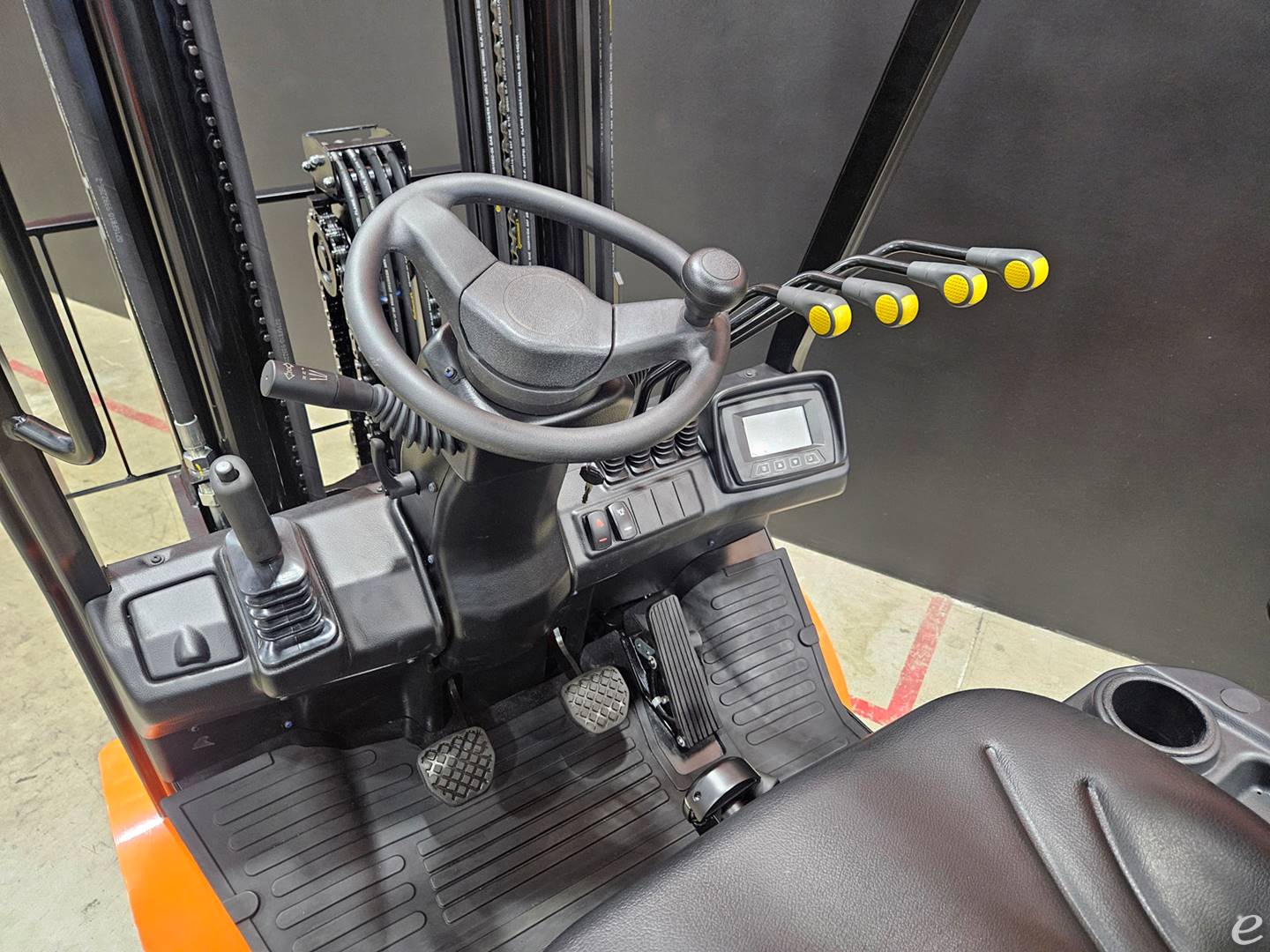 2026 Viper Lift Trucks FY30C