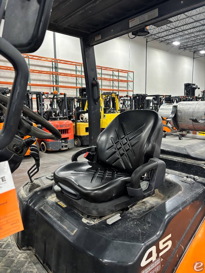 2022 Doosan G45S-7