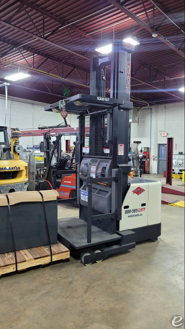 2012 Crown SP3520-30