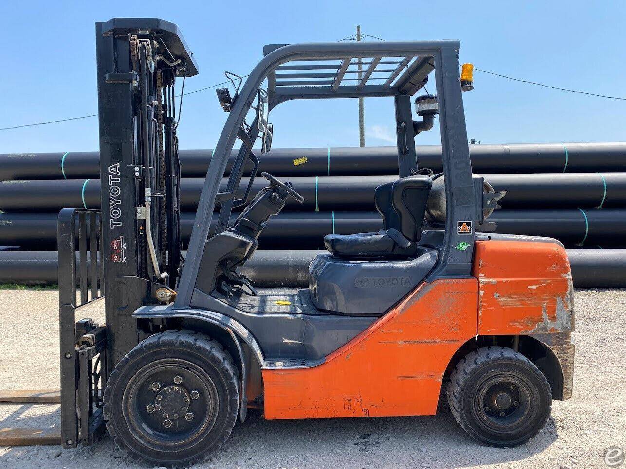 2013 Toyota 8FGU30 LP Gas Forklift