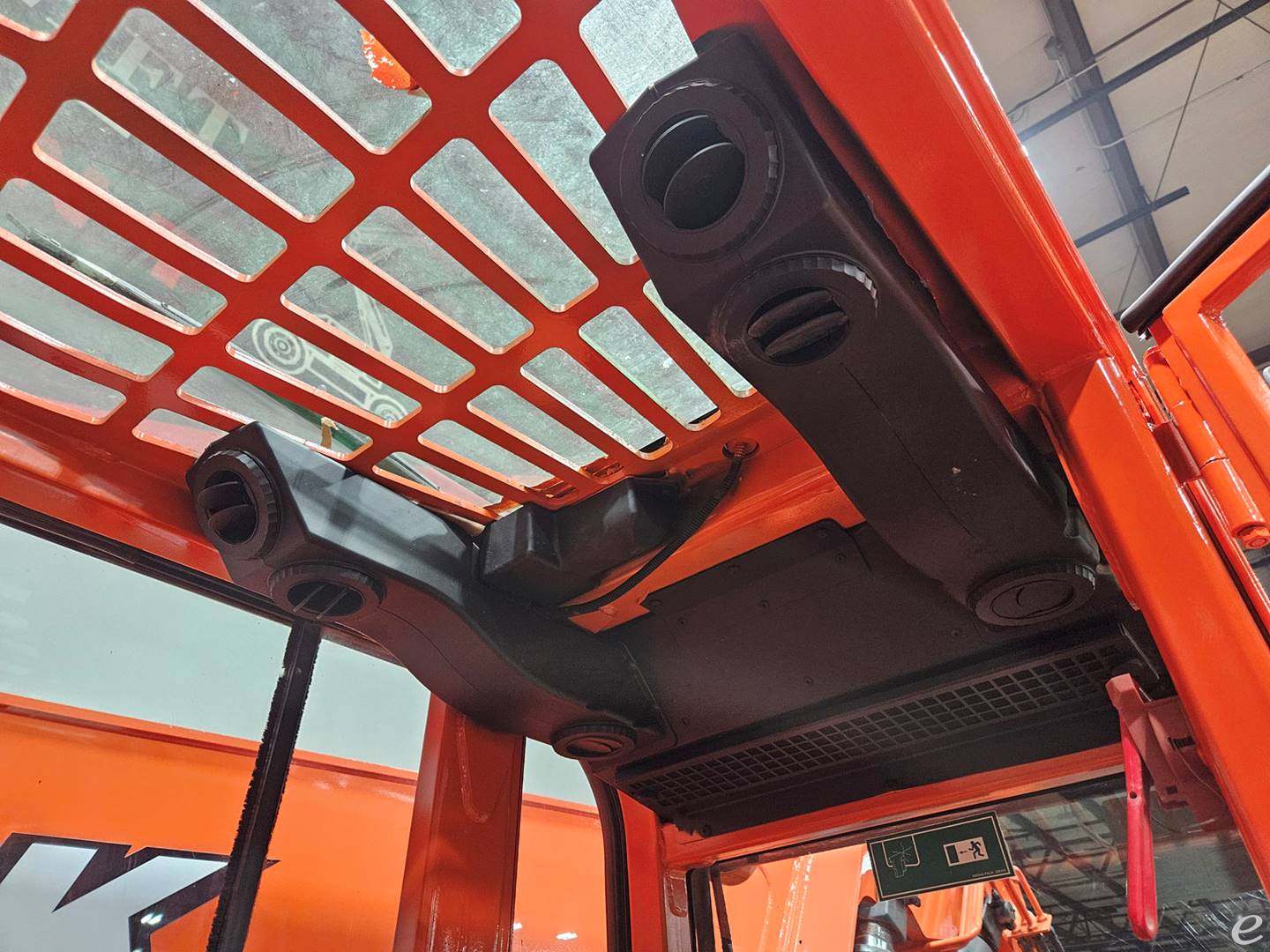 2015 Skytrak 8042