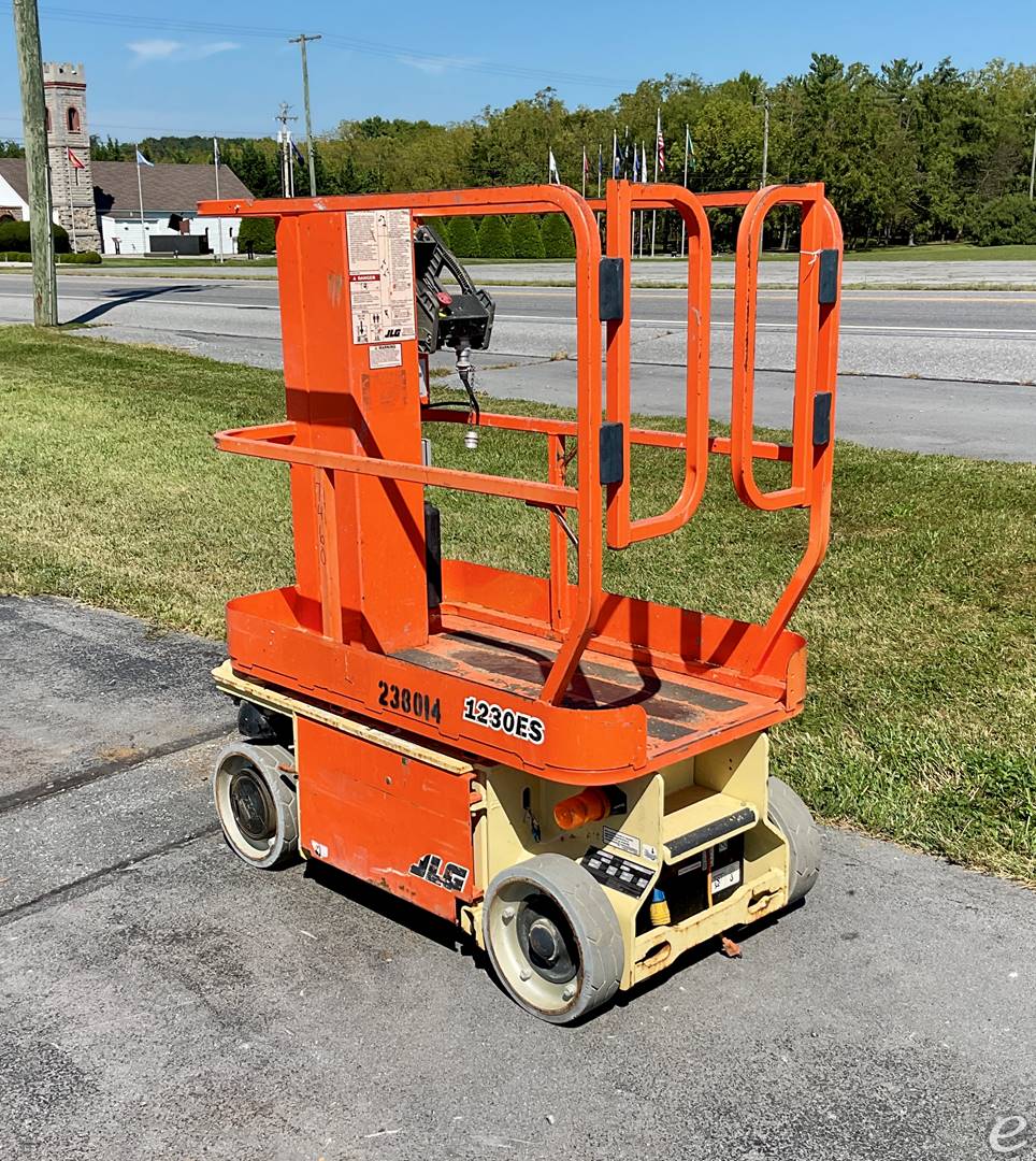 2019 JLG 1230ES