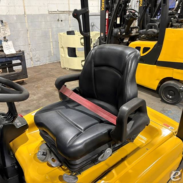 2022 Yale ERP040VT