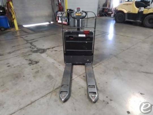 2018 Unicarriers WLXT2W7S22V Electric Forklift - 123Forklift