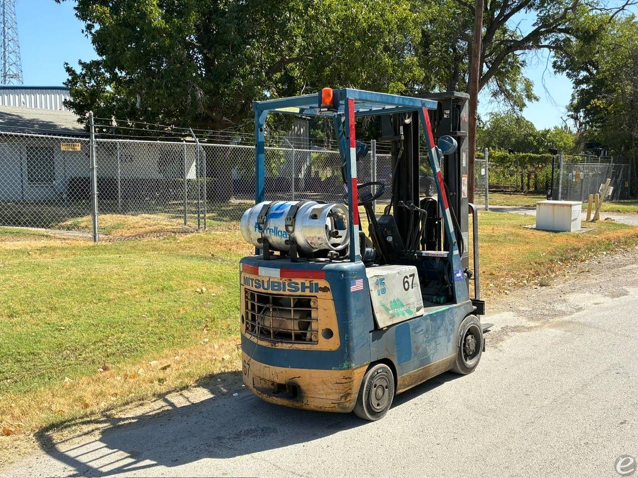 1996 Mitsubishi FGC15