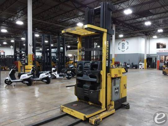 2019 Hyster R30XM3 Electric Order Picker - 123Forklift