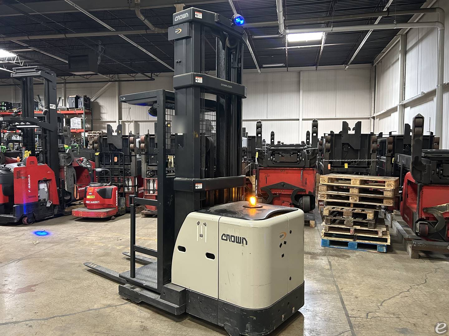 2021 Crown SP3520-30