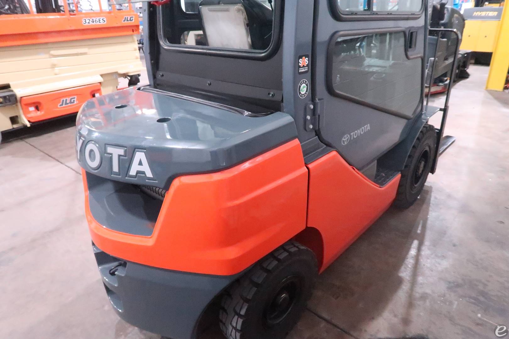 2020 Toyota 8FDU25