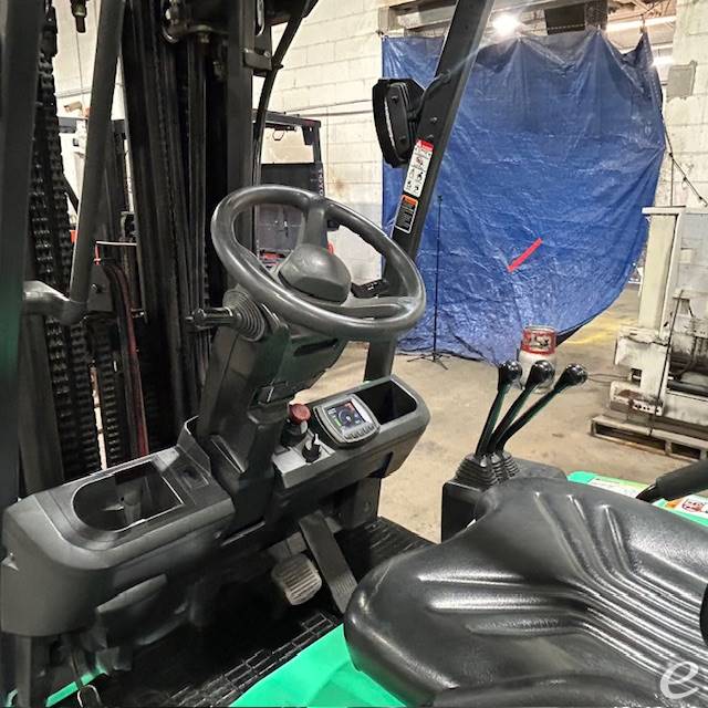 2020 Mitsubishi FBC25N