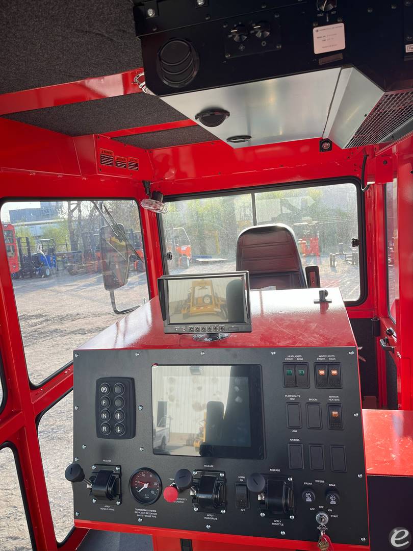 2025 Shuttlewagon NVX6030