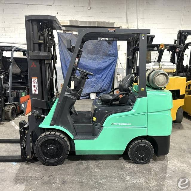 2021 Mitsubishi FGC33N