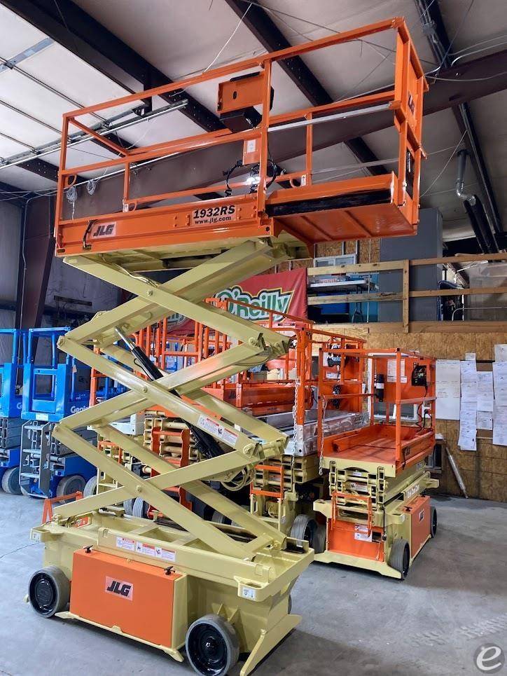 2015 JLG 1932RS Electric Scissor Lift - 123Forklift