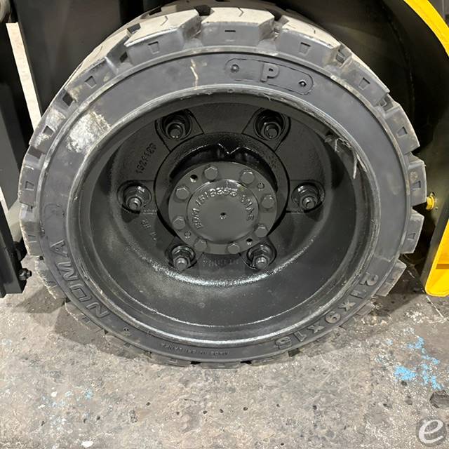 2021 Yale GLC070VX